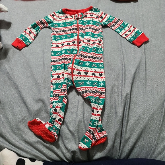 Christmas Footie - Picture 1 of 2
